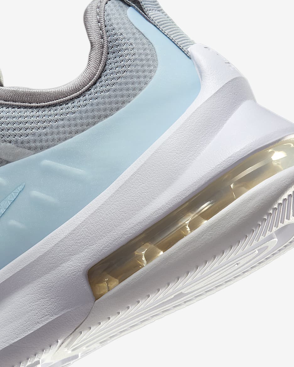 Nike boys air max axis sales